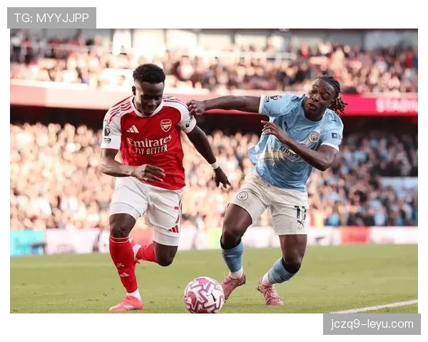 曼城vs阿森纳的争冠轨迹冲突:战术体系中那难以跨越的鸿沟究竟如何塑造了英超的两条道路?