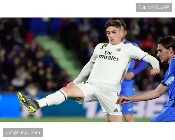 登贝莱能否成为顶级巨星:突破效率与战术适配性分析 登贝莱能否成为顶级巨星:突破效率与战术适配性分析